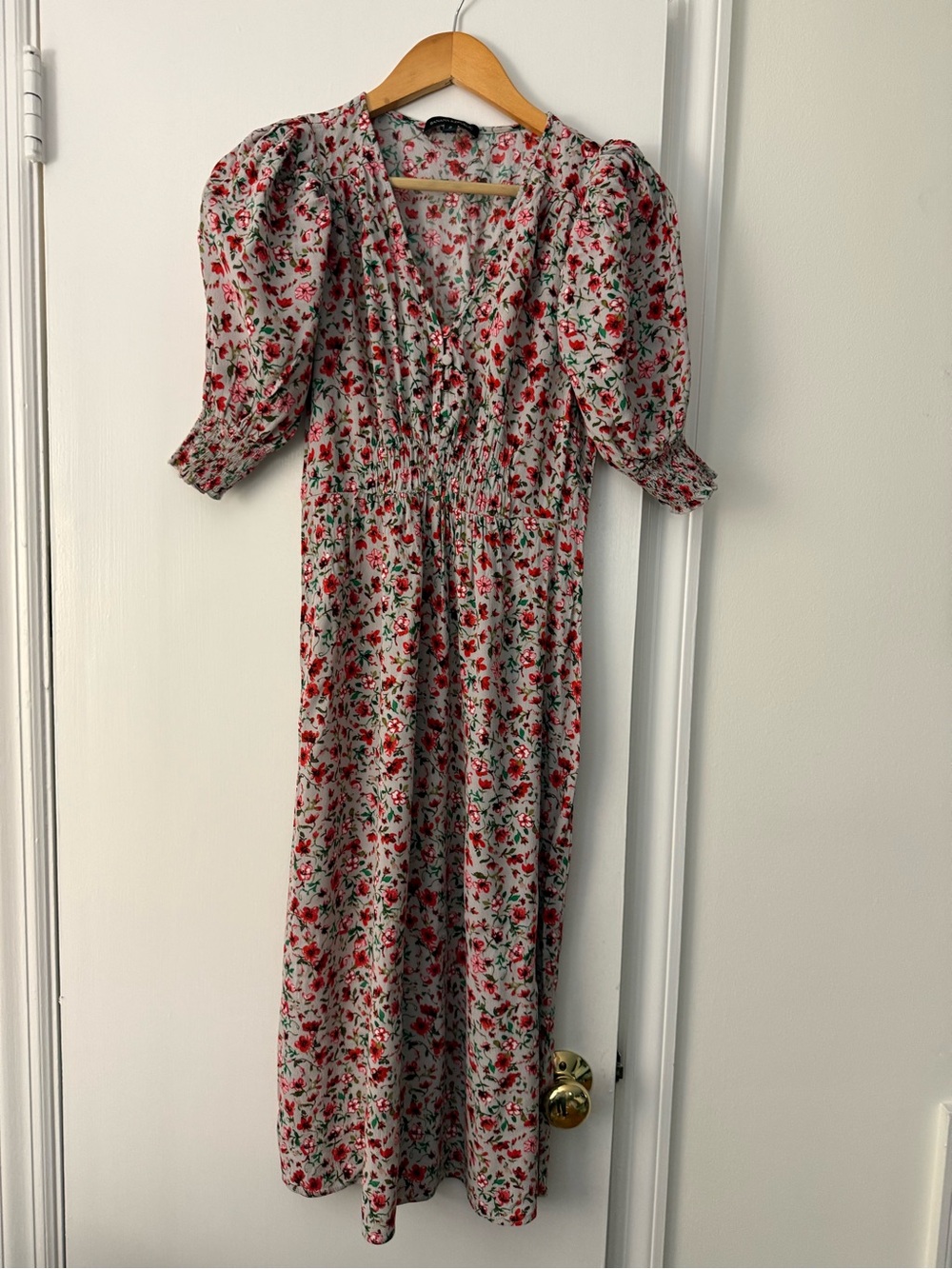 Banana Republic Floral Puff-Sleeve Maxi Dress